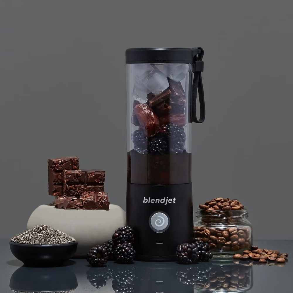 BlendJet 2 Portable Blender in Black